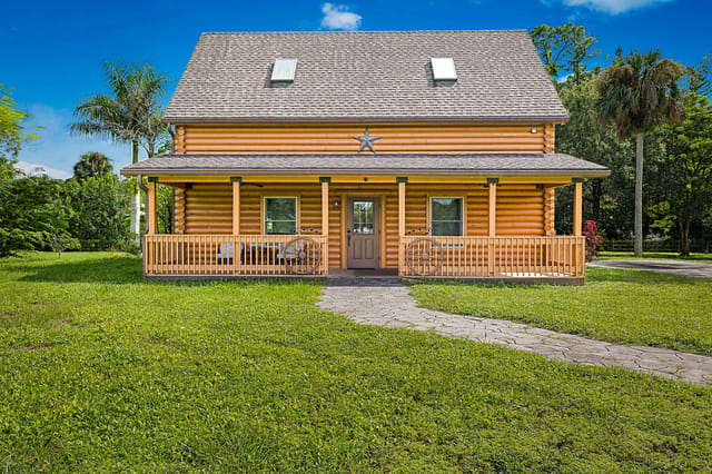14594 GRUBER Lane, Loxahatchee Groves, FL 33470