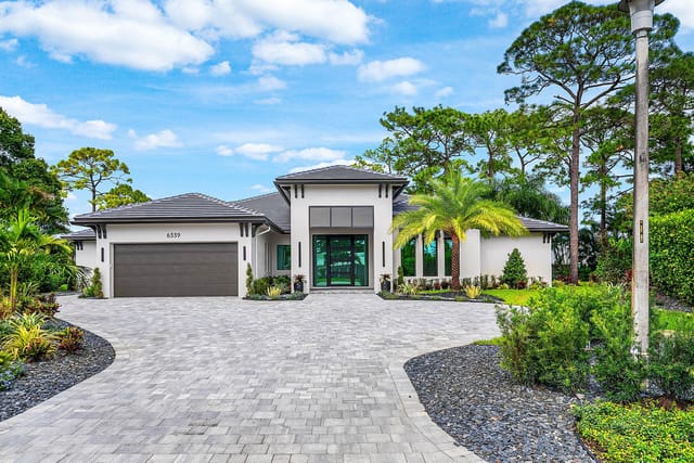 6339 WOODTHRUSH Court, Palm Beach Gardens, FL 33418