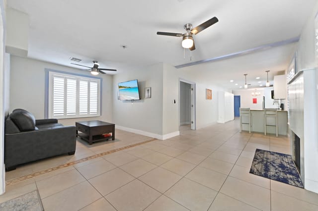 07 Living room 01