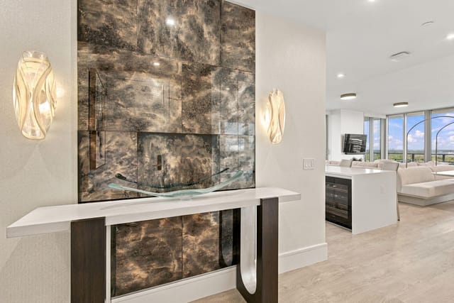 220 LAKE SHORE Drive 1423, West Palm Beach, FL 33403
