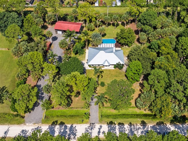 17857 82nd Road N, Loxahatchee, FL 33470