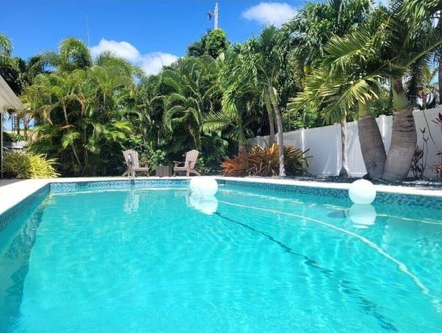 1150 EMERALD Lane, Singer Island, FL 33404