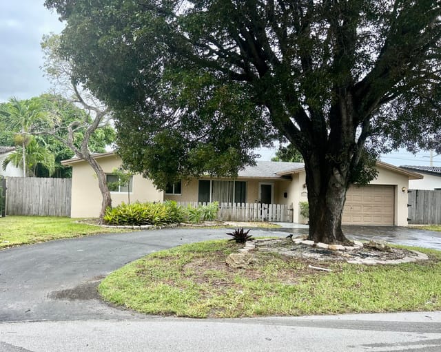 5151 NE 18th Terrace, Fort Lauderdale, FL 33308