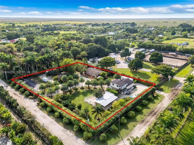 16020 SW 208TH Avenue, Miami, FL 33187