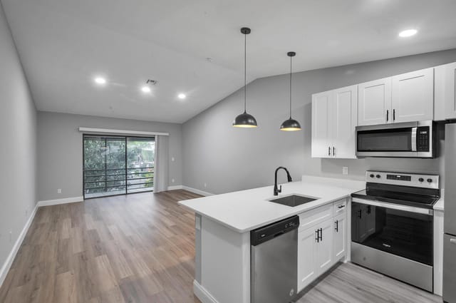 800 NW Fork Road 10-8, Stuart, FL 34994