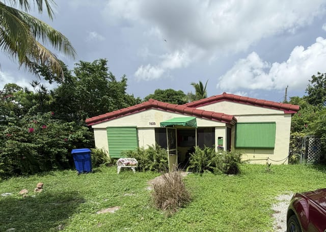 1523 NE 173rd Street, North Miami Beach, FL 33162