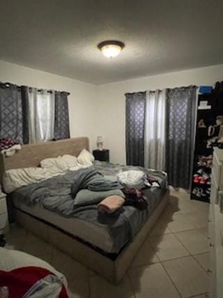 Bedroom 2200
