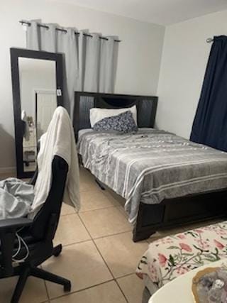 2200 Bdrm