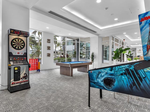 darts-pool table-pin ball - G-One