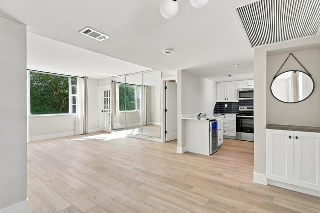 1810 NEW PALM Way 316, Boynton Beach, FL 33435