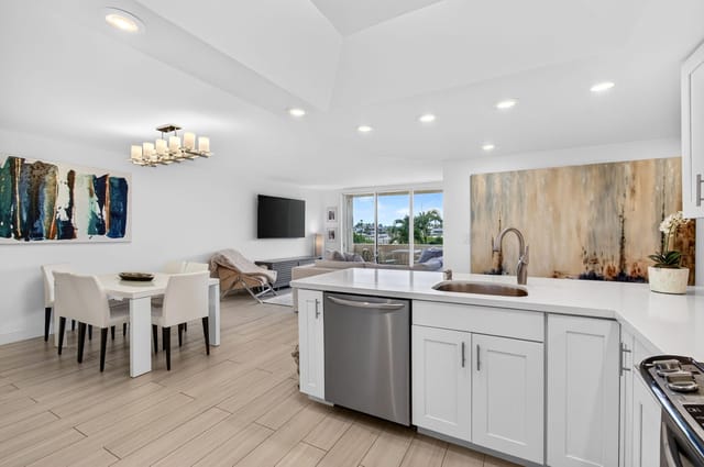 3912 S OCEAN Boulevard 203, Highland Beach, FL 33487