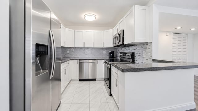5375 SW 40TH Avenue 105, Dania Beach, FL 33314