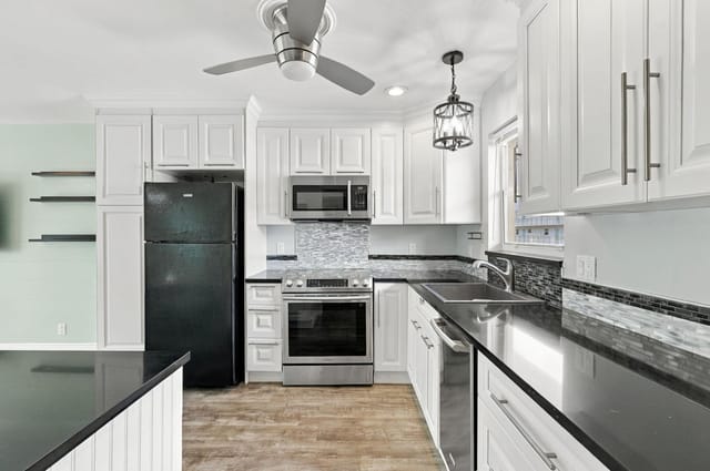 721 LORI Drive 206, Palm Springs, FL 33461