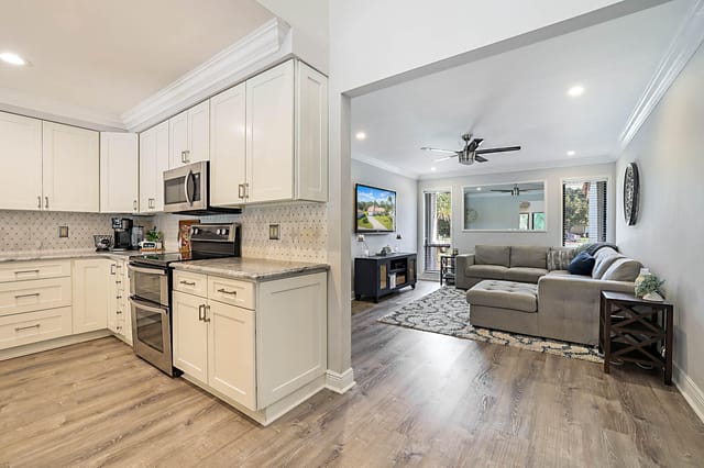 2458 SW Heronwood Rd-9