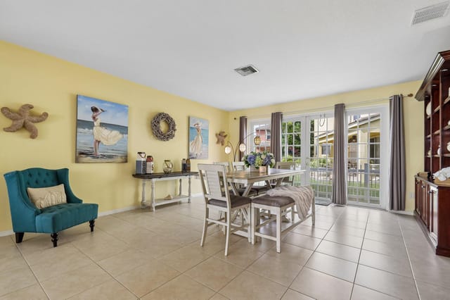 8-web-or-mls-Misty Oaks Cir-S2610-008