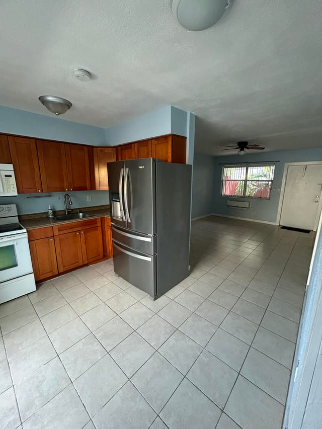 1410 NW 2nd Avenue A, Fort Lauderdale, FL 33311