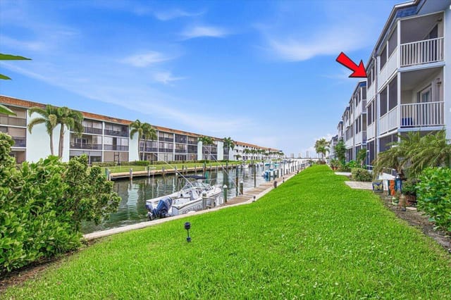 131 Doolen Court 306, North Palm Beach, FL 33408
