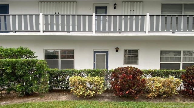 2929 SE Ocean Boulevard 130-3, Stuart, FL 34996
