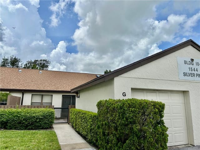 1544 SW Silver Pine Way 104G, Palm City, FL 34990