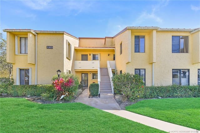 5303 SE Miles Grant Road L101, Stuart, FL 34997