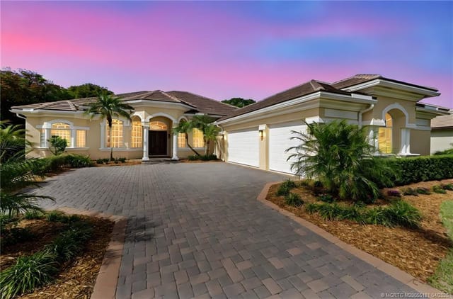 511 SW Squire Johns Lane, Palm City, FL 34990