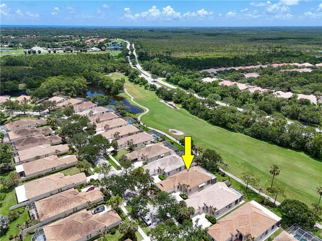 8521 SE Palm Hammock Lane, Hobe Sound, FL 33455