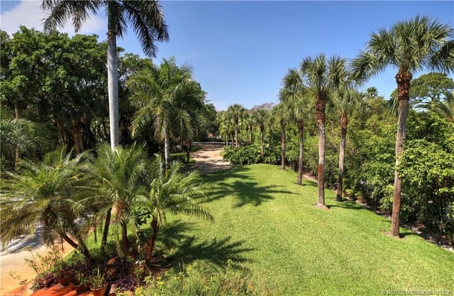 68 S Sewalls Point Road, Stuart, FL 34996