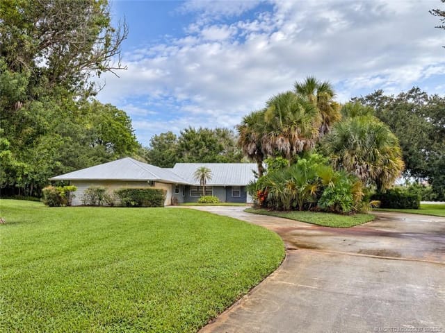 1505 SW Saint Andrews Drive, Palm City, FL 34990