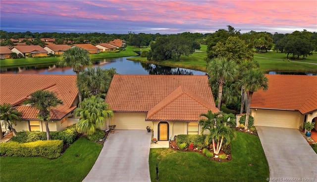 3251 SW Bobalink Way, Palm City, FL 34990
